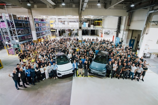 小鹏汽车开启海外本地化生产：首批G6、G9在欧洲量产下线