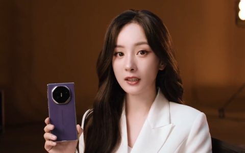 华为三折叠Mate XTs非凡大师明天开售：17999元起步 iPhone顶配同价