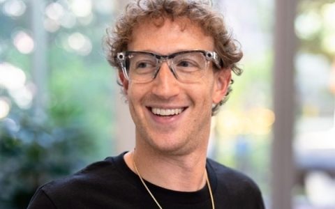 脸书账号被封禁5次 Meta扎克伯格被扎克伯格告了！