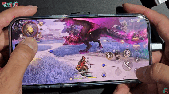 腾讯《怪物猎人：旅人》屏摄实机画面公开！UI与战斗内容大展示