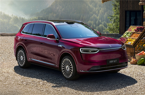 大定已近6万台 全新问界M7上市周报出炉：纯电版意外卖得很好