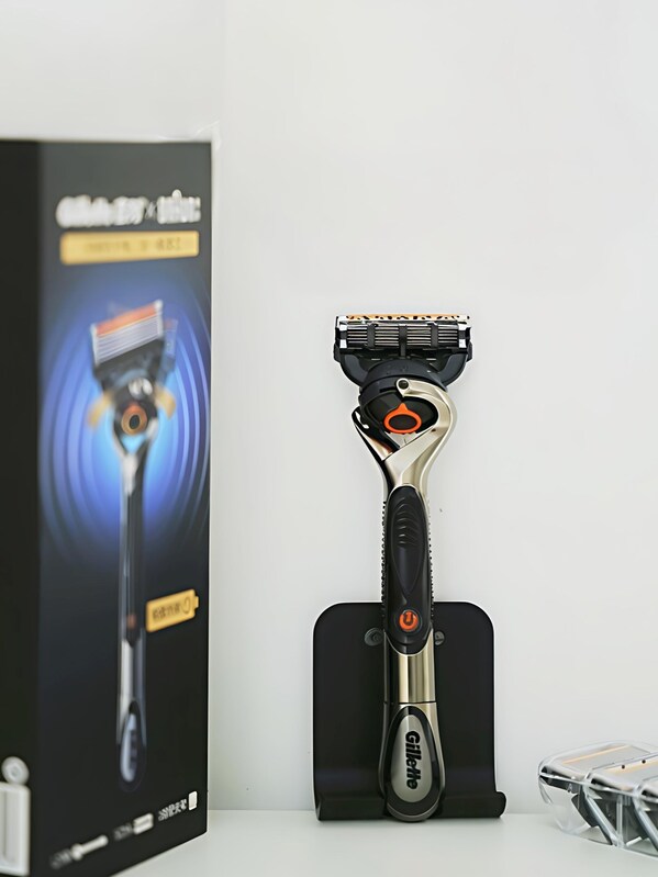 2025年博朗吉列最新剃须刀推荐：干净与舒适兼备，追求剃须的巅峰体验？从电动到手动的优质之选指南