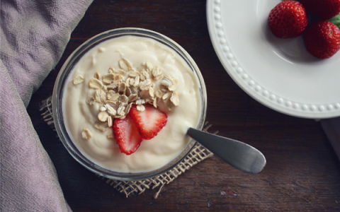 网红酸奶爆火喝了坐厕所起不来 医生：这不是排毒