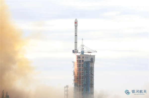 我国卫星互联网技术试验卫星发射成功 利进入预定轨道