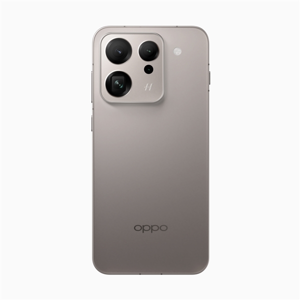 OPPO Find X9外观引热议 周意保：不是真机