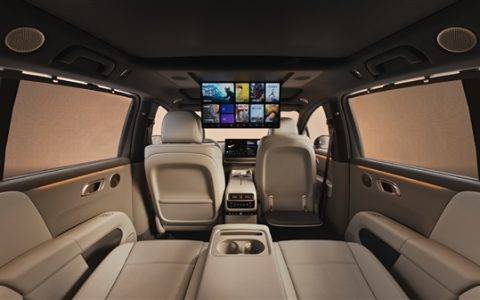 依旧熟悉的模样 理想i6内饰官图发布：冰箱彩电大沙发一应俱全