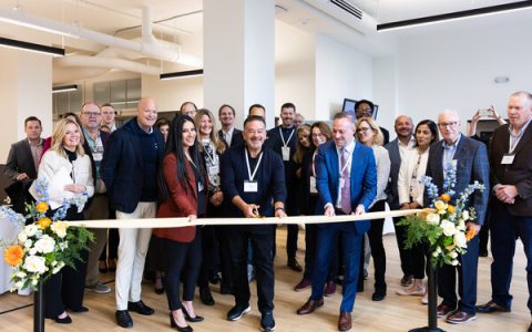 DXC在底特律新开办事处，以AI优先创新推动增长