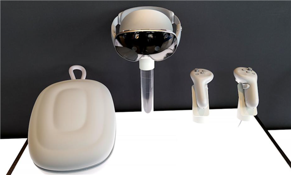 三星Galaxy XR多模态AI头显挑战苹果：定价只有Vision Pro一半