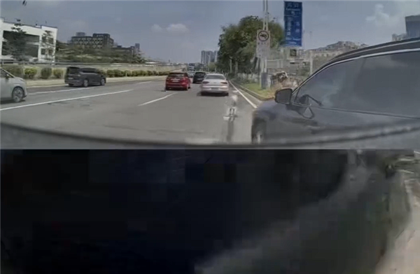 网友自曝每年撞车十几次 都是对方全责