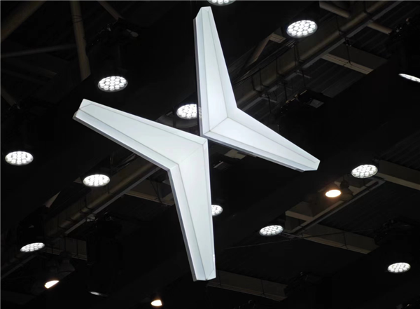 极星汽车关闭国内最后一家直营门店 转向线上销售