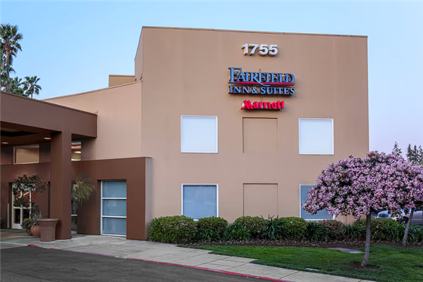 远超法规49℃上限！美国男子在酒店洗澡被热水烫死