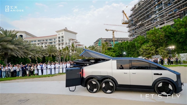 小鹏飞行汽车斩获海外最大订单：中东皇室、富豪豪订600台