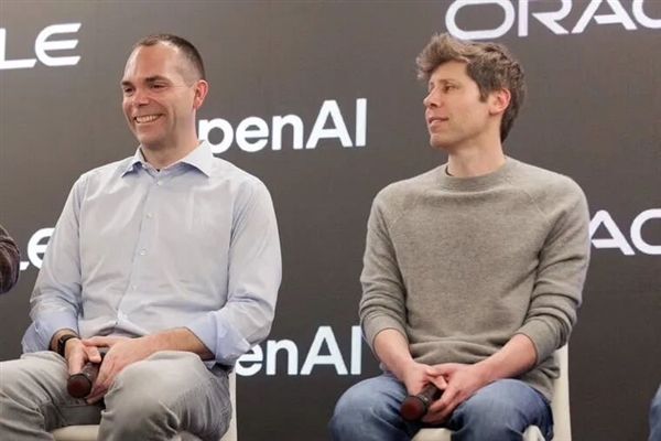 OpenAI号称有花不完的钱！AI泡沫似曾相识 发人深思