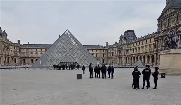 不是第一次被盗了！卢浮宫失窃藏品清单公布：8件为无价之宝