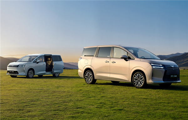 五菱版“GL8”来了！五菱星光730开启预售：7.68万起