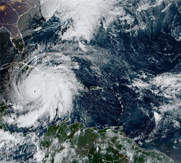 五级飓风！全球风王梅利莎登陆牙买加：医院屋顶被掀翻