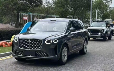 不是老头乐 国内造车新势力新车出街：几乎1:1复刻宾利添越！