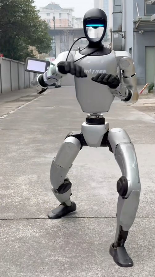 溢价55%！外国消费者破防 宇树G1人形机器人在美国沃尔玛开售