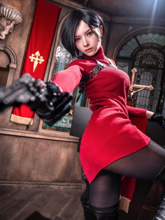 《生化危机》艾达王COS分享：超级还原