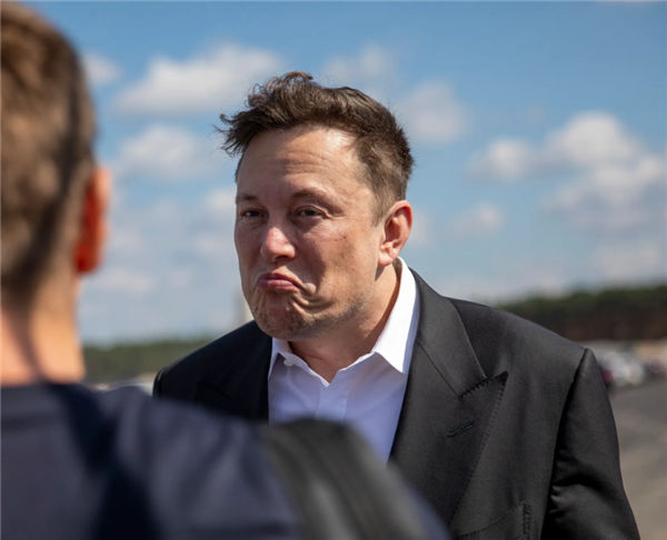 特斯拉新广告引争议：不宣传产品 只为马斯克薪酬方案“拉票”