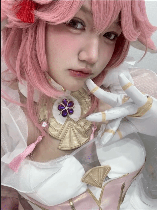 超走心！印尼网友cos《原神》角色为服役丈夫践行