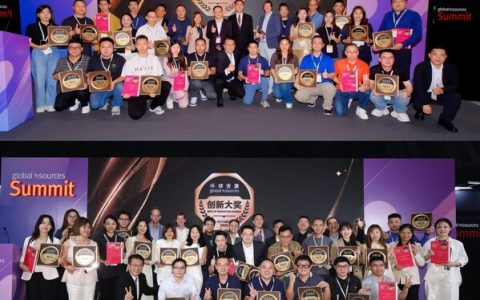 获奖企业，评审团与主办方大合影