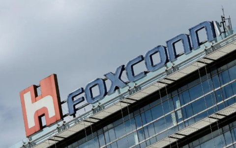 富士康与英伟达合作：推动800伏直流电源架构落地AI数据中心