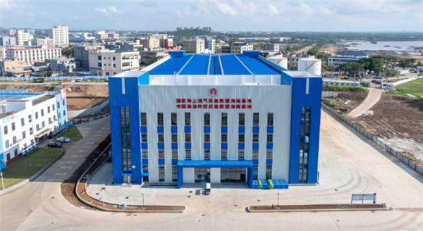 我国首个！国家级深水油气应急救援基地在海南启用