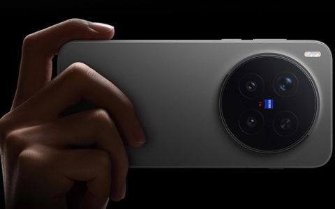 vivo X300系列两杯销量超越X200系列三杯销量：创历史新高