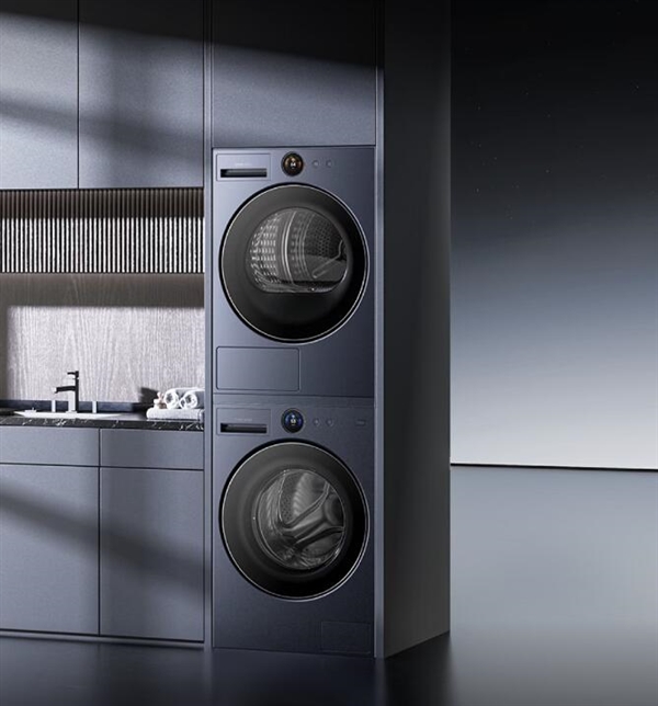 追觅发布首款机械臂洗衣机：屏幕可自动伸缩 纯平0凸出