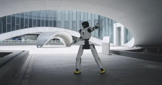 零代码上手即用！智元推出机器人内容创作平台“灵创” 