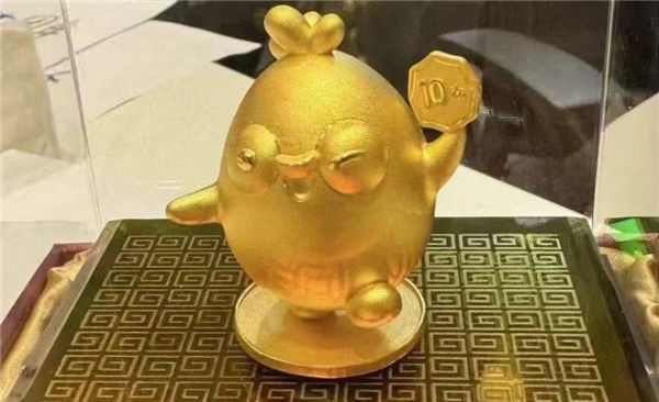 拼多多十周年豪气不：员工黄金礼再加码 比去年足足重了40克