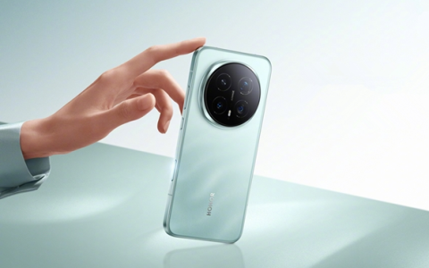 荣耀影像团队已达到与友商“掰手腕”水平：坚持研发创新超越友商