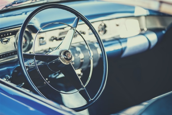 纯视觉才是王道：马斯克炮轰激光雷达 让智驾更危险！华为等国内外车企无视