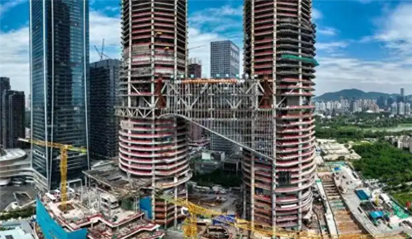 120米高空对接！深圳大湾区6000吨“巨龙”现毫米级合体