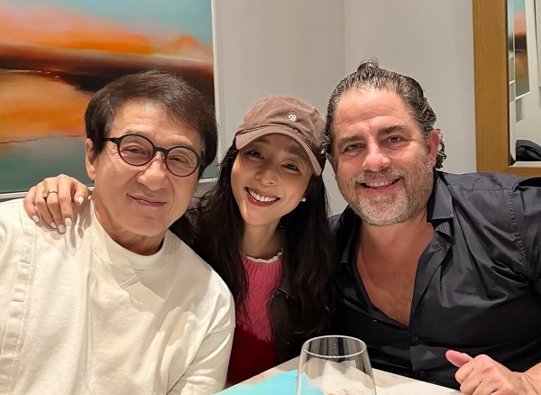 派拉蒙发行《尖峰时刻4》