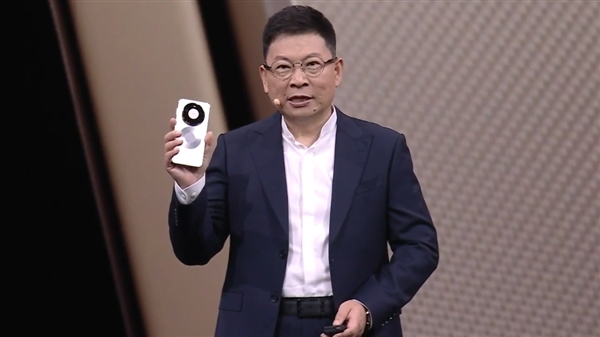 华为余承东：欢迎主播使用Mate80系列开播