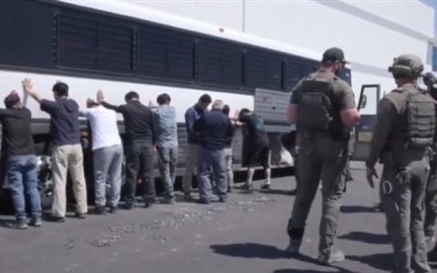 现代汽车CEO：白宫已就突袭美国韩工厂给自己道歉