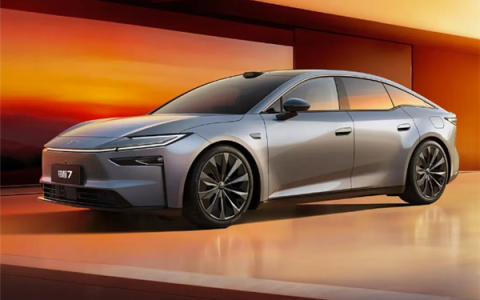 华为电机+鸿蒙座舱+小米生态！广汽丰田铂智7发布