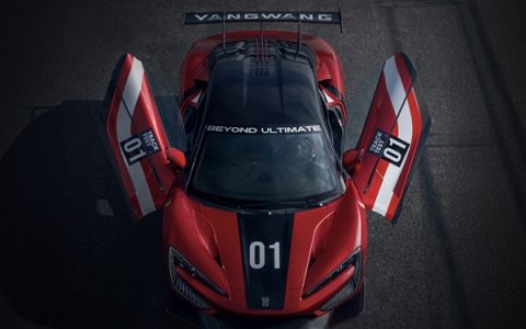 全球最速量产车！仰望U9 Xtreme横扫国内四大专业赛道