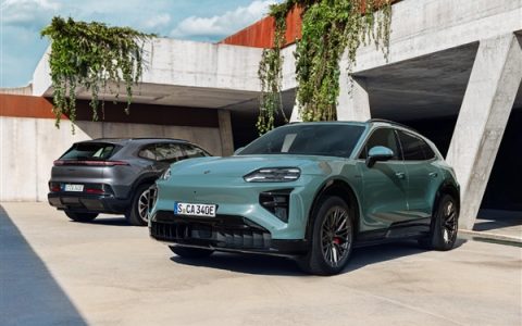 1156马力最强动力保时捷！新款卡宴纯电版官图发布