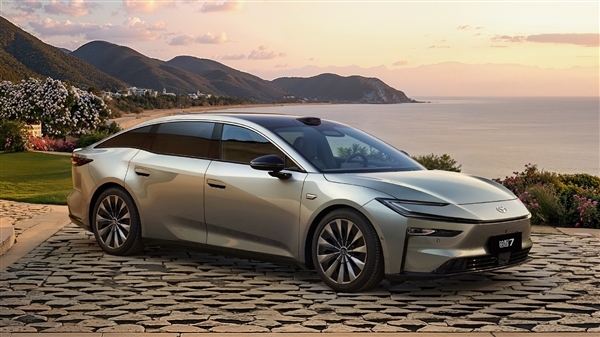 华为电机+鸿蒙座舱+小米生态！广汽丰田铂智7发布