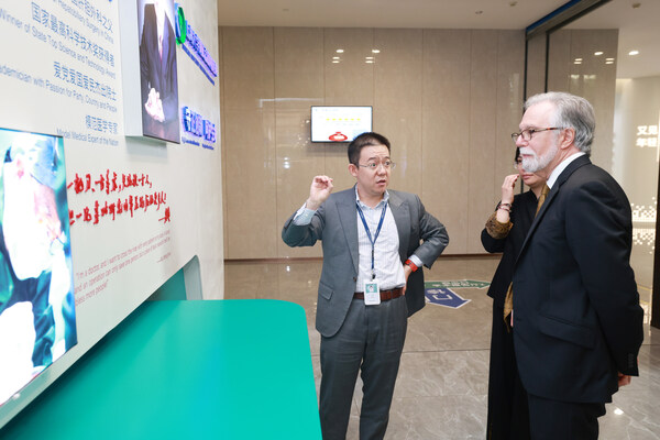 诺奖得主Semenza教授到访上海细胞治疗集团：以HIF科学之光，照见细胞治疗转化新路径