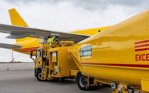 DHL快递与菲利普斯66签署多年期协议，推动可持续航空燃料应用