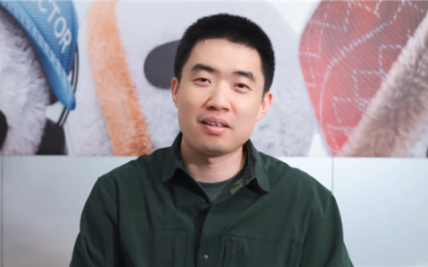 李想：未来10年最有价值的机器人是汽车