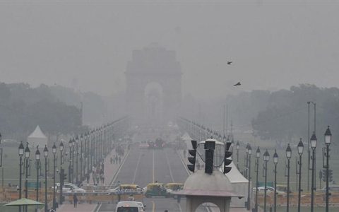 不适合也要干！印度两次人工降雨全失败 居民群嘲：一滴都没有