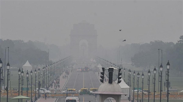 不适合也要干！印度两次人工降雨全失败 居民群嘲：一滴都没有