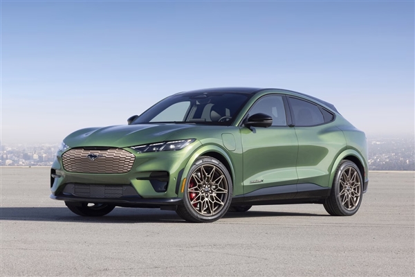 福特CEO：对特斯拉及中国造车新势力的领先水平感到惊讶