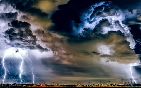 谷歌发布WeatherNext 2天气预报模型：速度提升8倍 精准覆盖灾难性事件