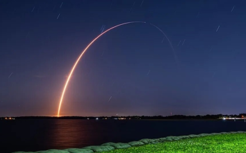 太空制造半导体！初创企业Besxar与SpaceX签署发射协议